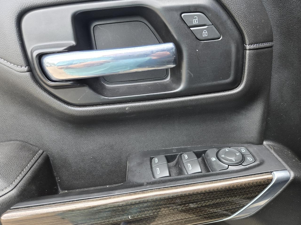 Chevrolet Silverado 1500 LTD 4WD Crew Cab 157" LT Trail Boss 2022