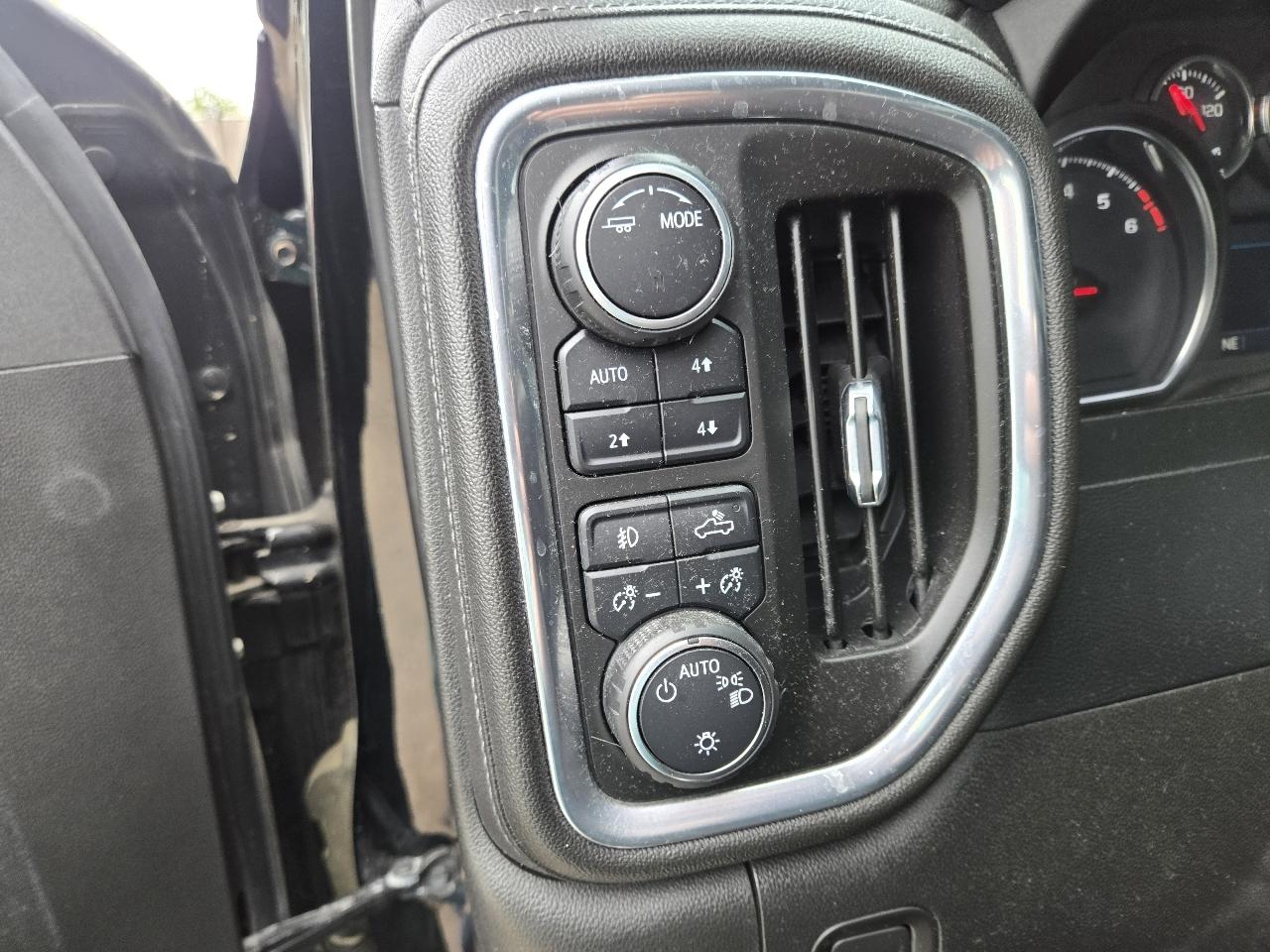 Chevrolet Silverado 1500 LTD 4WD Crew Cab 157" LT Trail Boss 2022