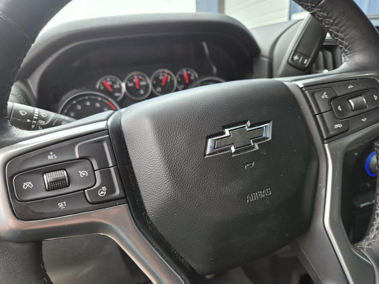 Chevrolet Silverado 1500 LTD 4WD Crew Cab 157" LT Trail Boss 2022