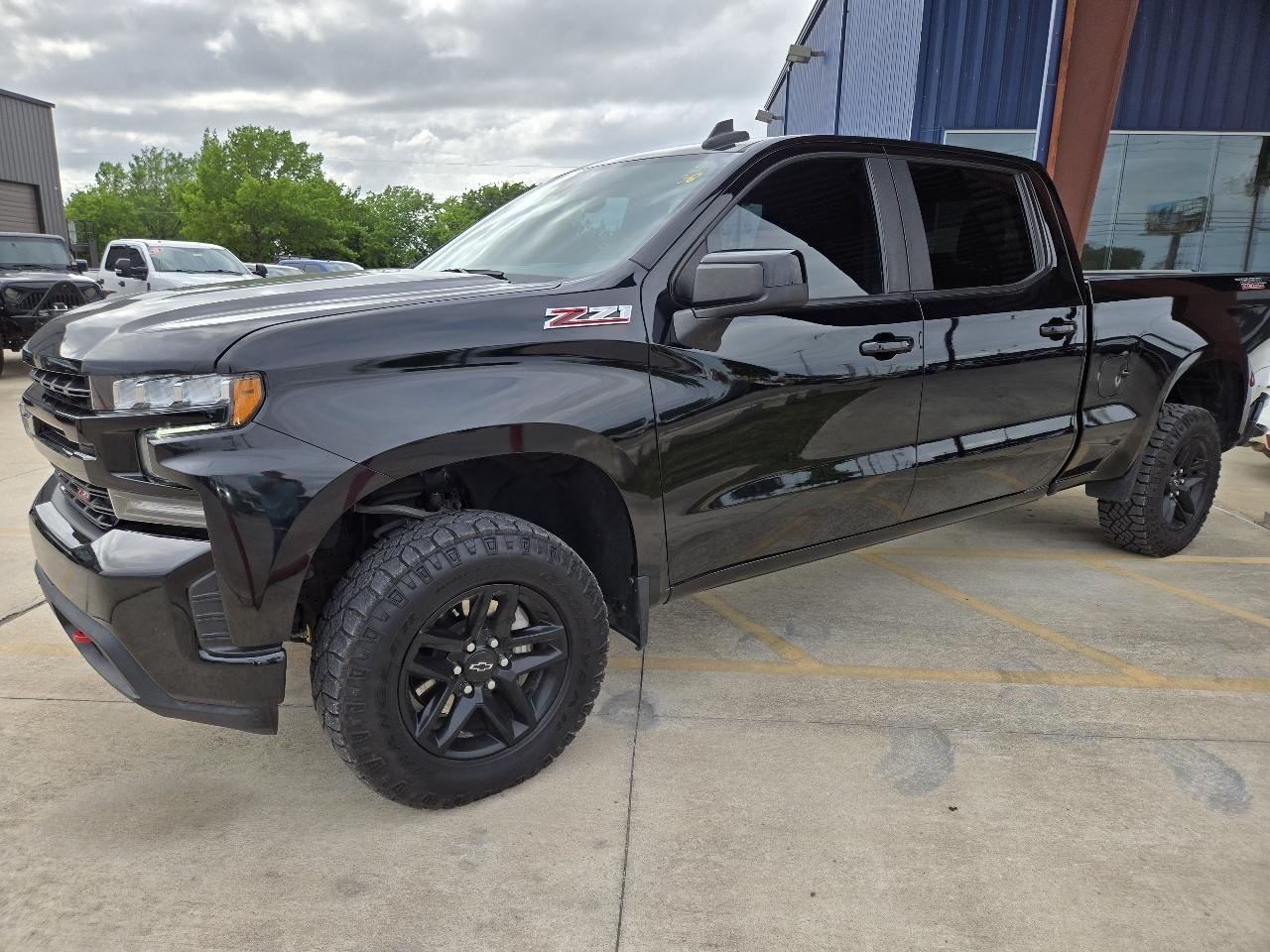 Chevrolet Silverado 1500 LTD 4WD Crew Cab 157" LT Trail Boss 2022