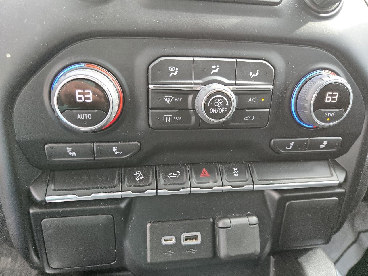 Chevrolet Silverado 1500 LTD 4WD Crew Cab 157" LT Trail Boss 2022