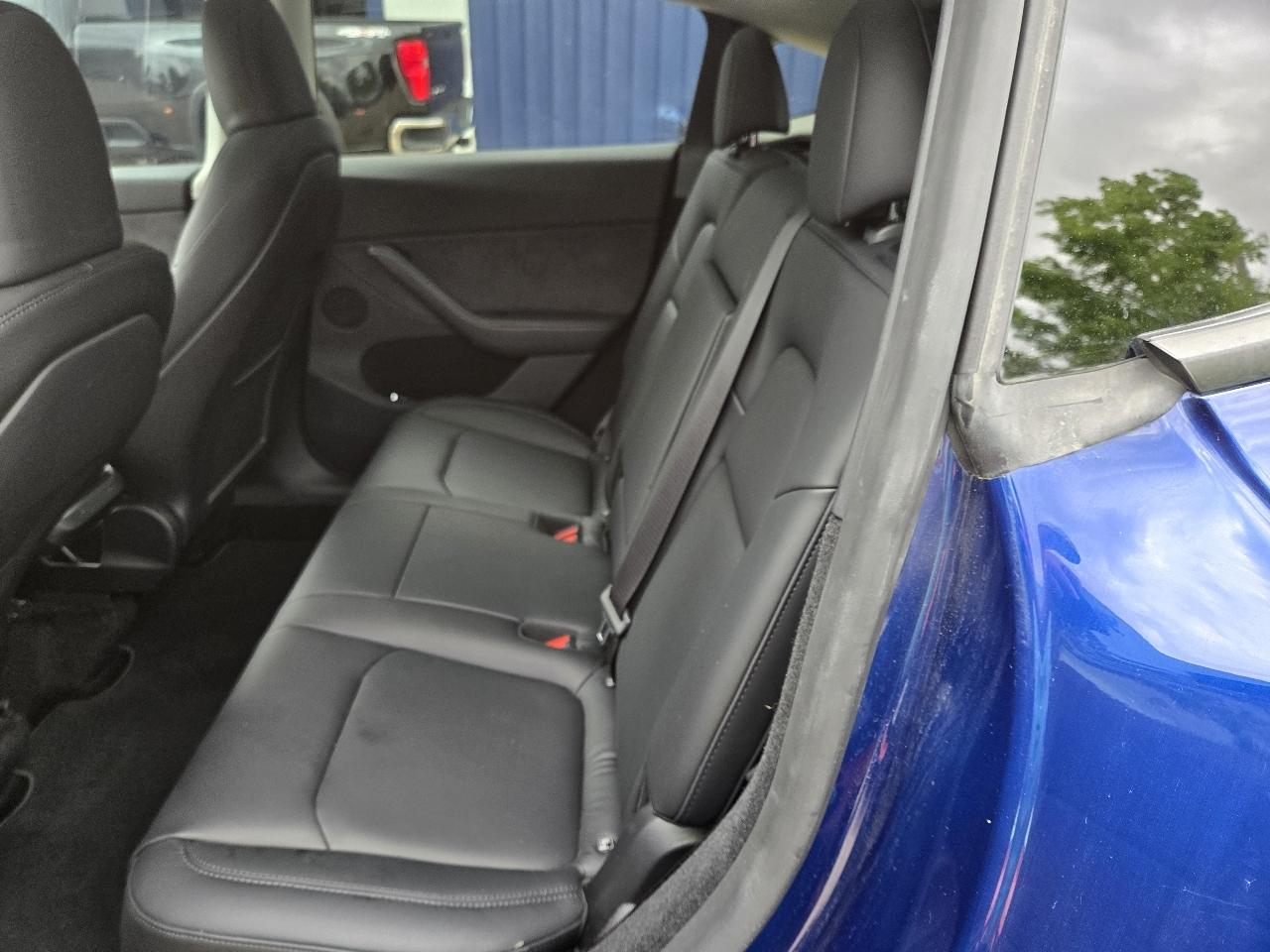 Tesla Model Y Long Range AWD 2023