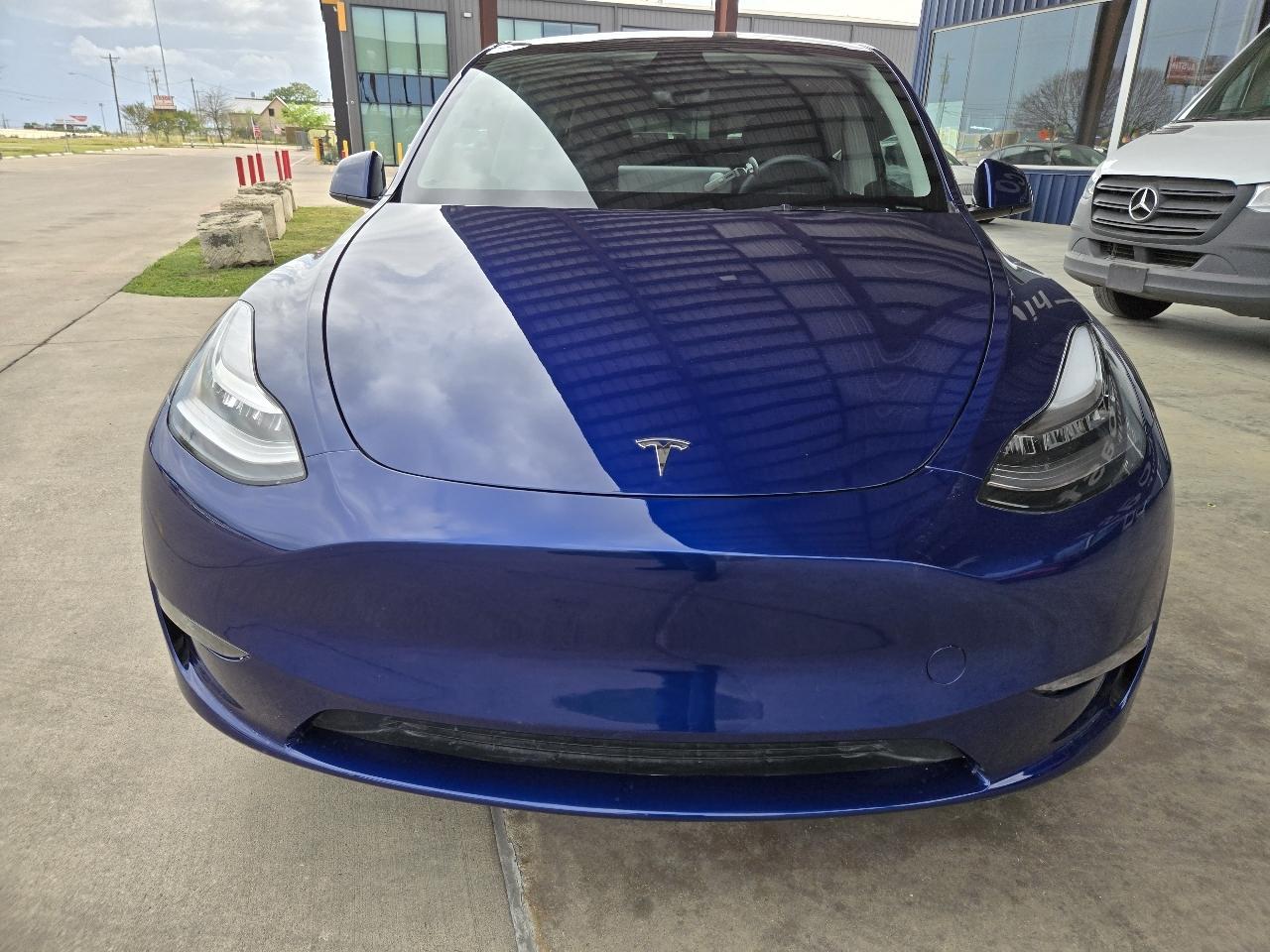 Tesla Model Y Long Range AWD 2023