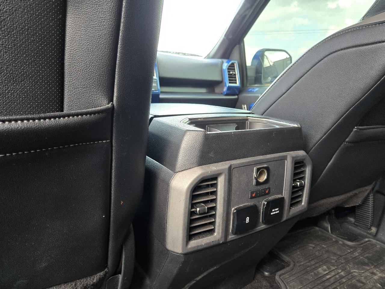 Ford F-150 4WD SuperCab 133" SVT Raptor 2017