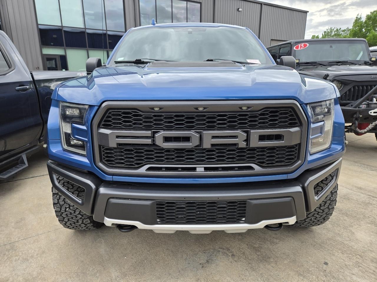 Ford F-150 SVT Raptor SuperCab 5.5-ft. Bed 4WD 2020
