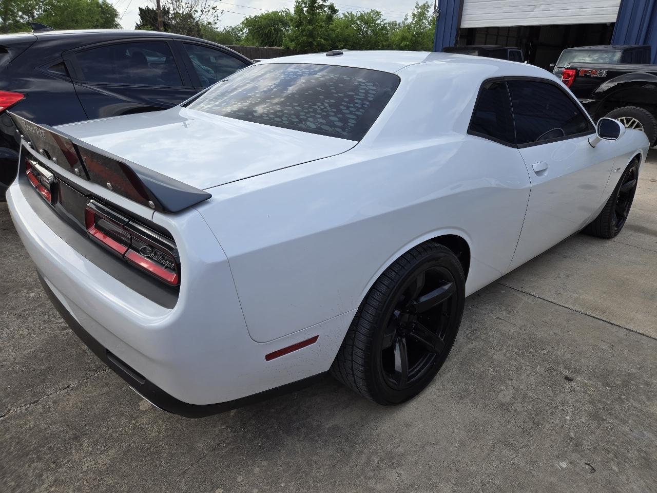 Dodge Challenger R/T RWD 2019