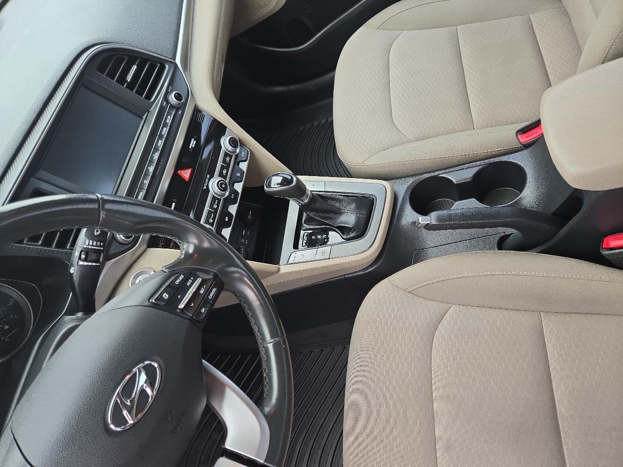 Hyundai Elantra Value Edition IVT 2020