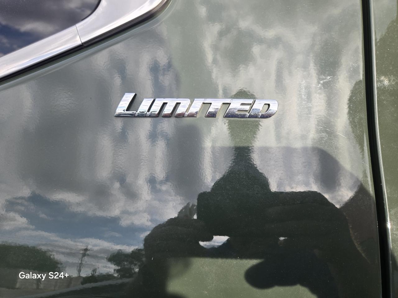 Toyota Tundra 4WD  2022