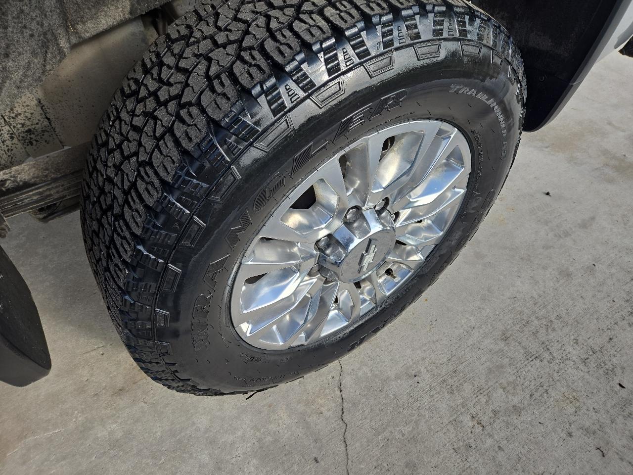 Chevrolet Silverado 2500HD 4WD Crew Cab 159" High Country 2020