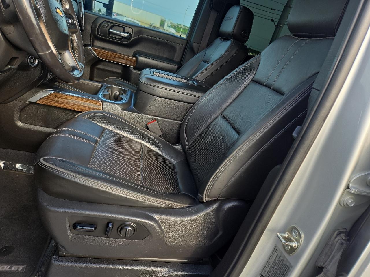 Chevrolet Silverado 2500HD 4WD Crew Cab 159" High Country 2020