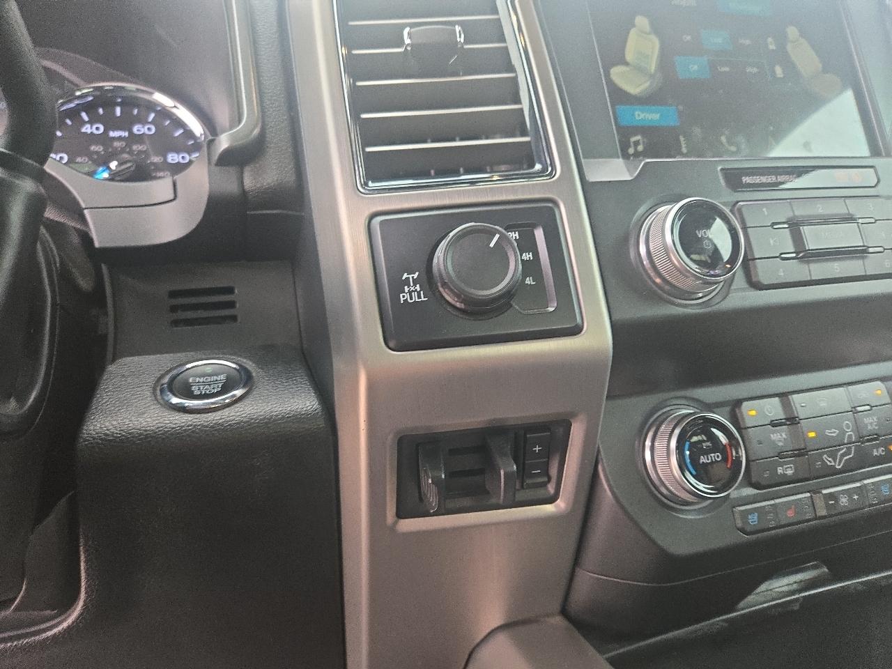 Ford Super Duty F-350 SRW 4WD Crew Cab 156" Platinum 2019