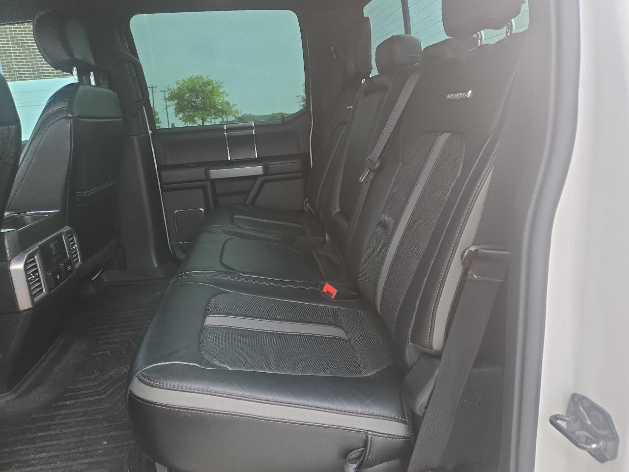 Ford Super Duty F-350 SRW 4WD Crew Cab 156" Platinum 2019