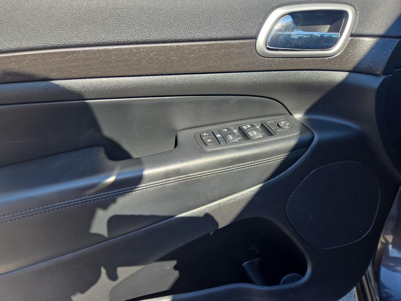 Jeep Grand Cherokee 4WD 4dr Altitude 2015