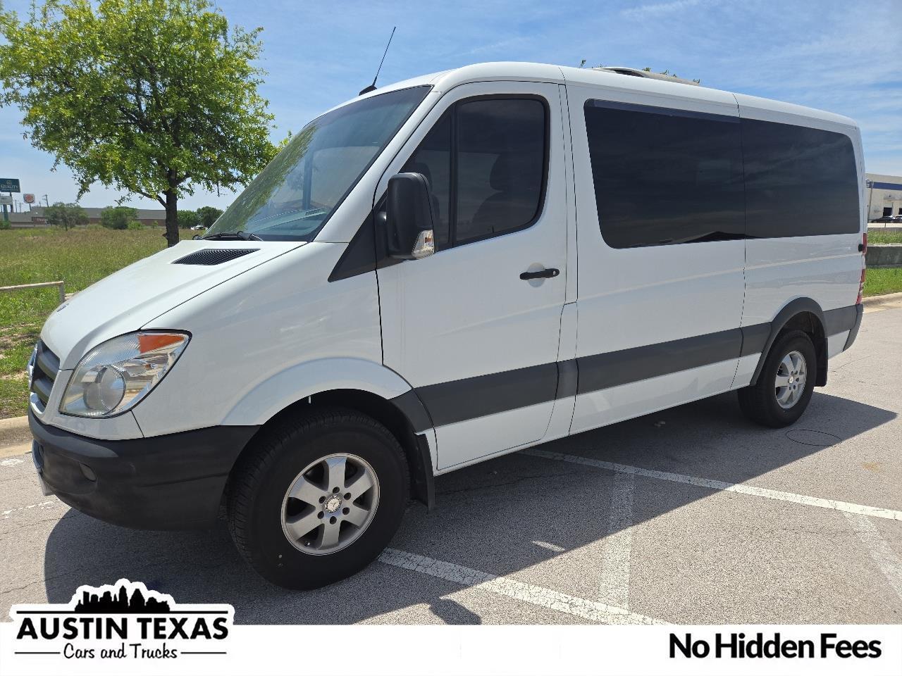Mercedes-Benz Sprinter Passenger Vans 2500 144" 2011