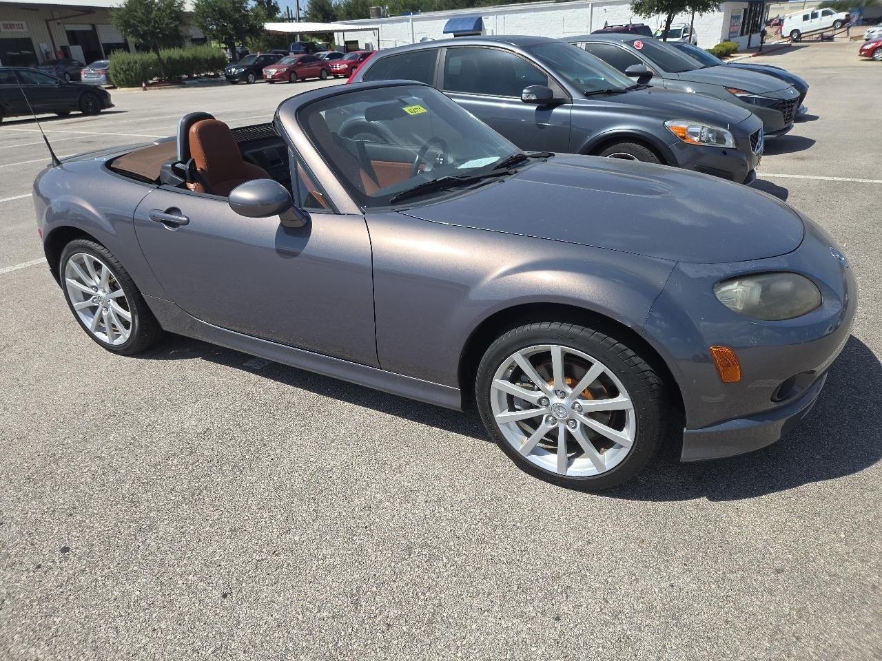 Mazda MX-5 Miata 2dr Conv Grand Touring Auto 2006