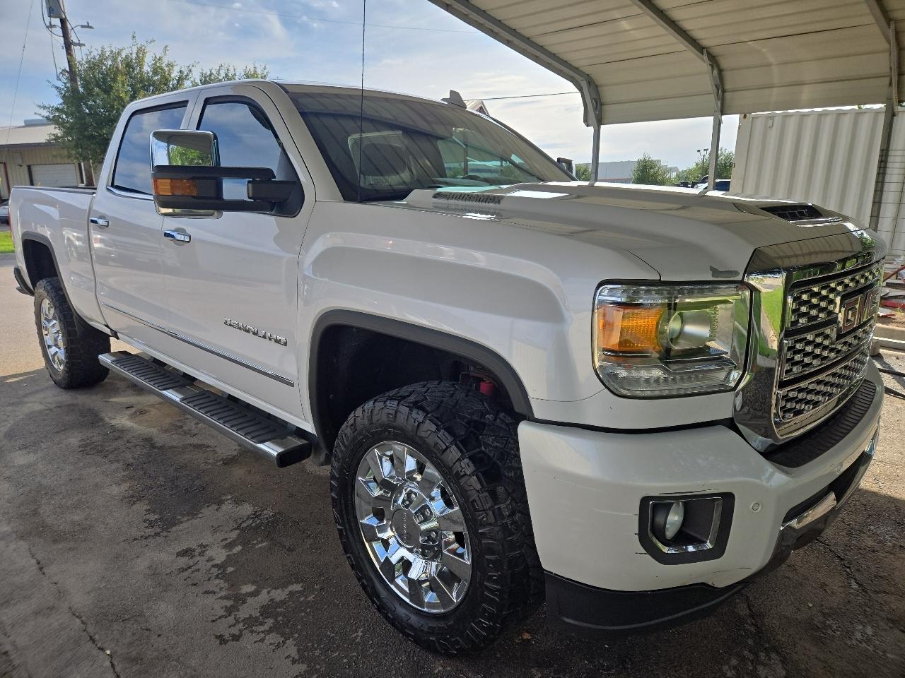GMC Sierra 2500HD 4WD Crew Cab 153.7" Denali 2018