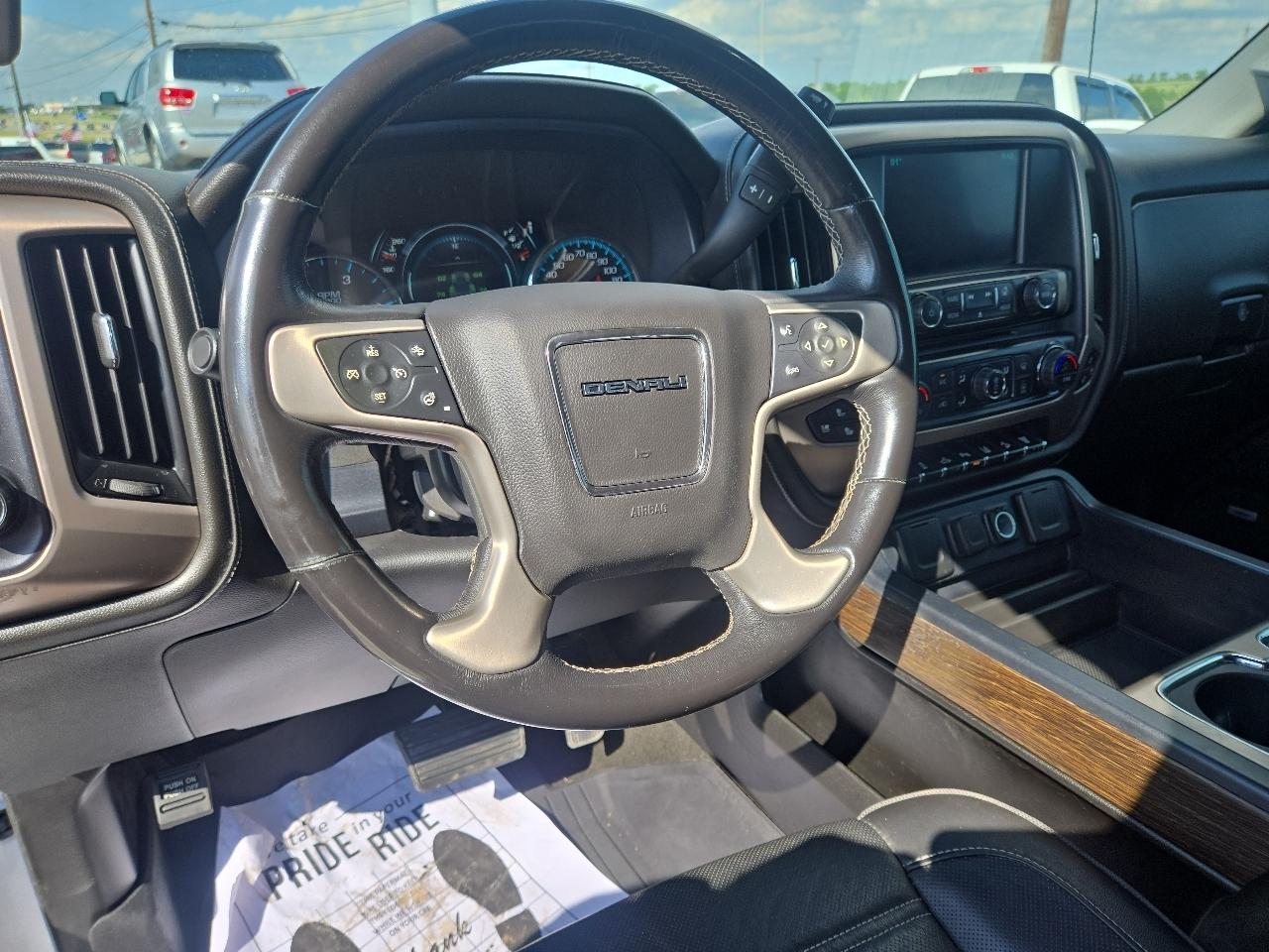 GMC Sierra 2500HD 4WD Crew Cab 153.7" Denali 2018