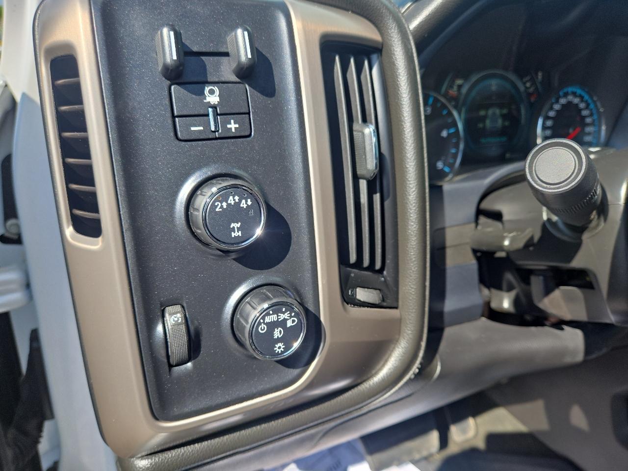 GMC Sierra 2500HD 4WD Crew Cab 153.7" Denali 2018
