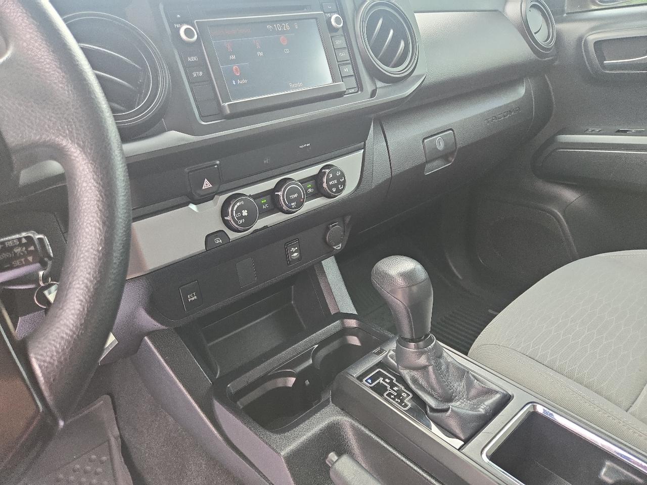 Toyota Tacoma 2WD SR5 Double Cab 5' Bed I4 AT (Natl) 2019