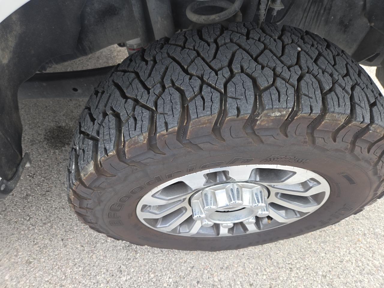 Ford Super Duty F-250 SRW King Ranch 4WD Crew Cab 8' Box 2021