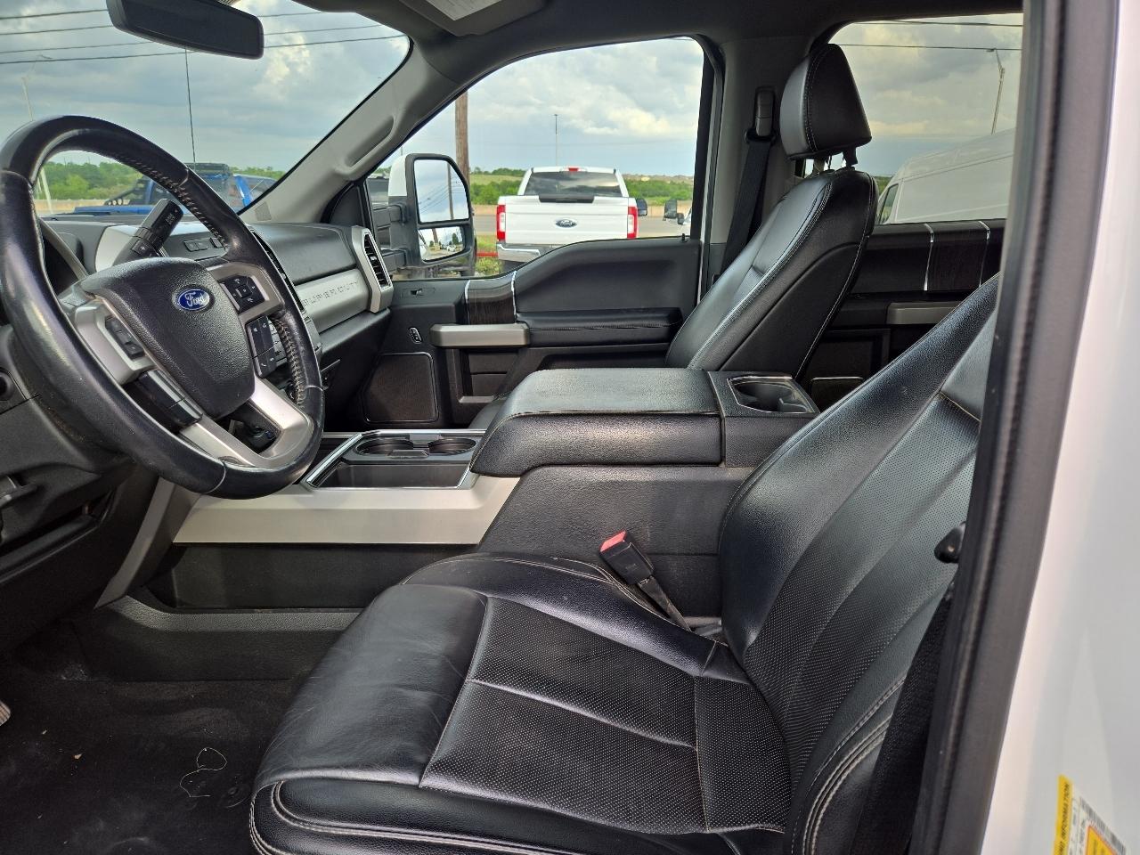 Ford Super Duty F-250 SRW King Ranch 4WD Crew Cab 8' Box 2021
