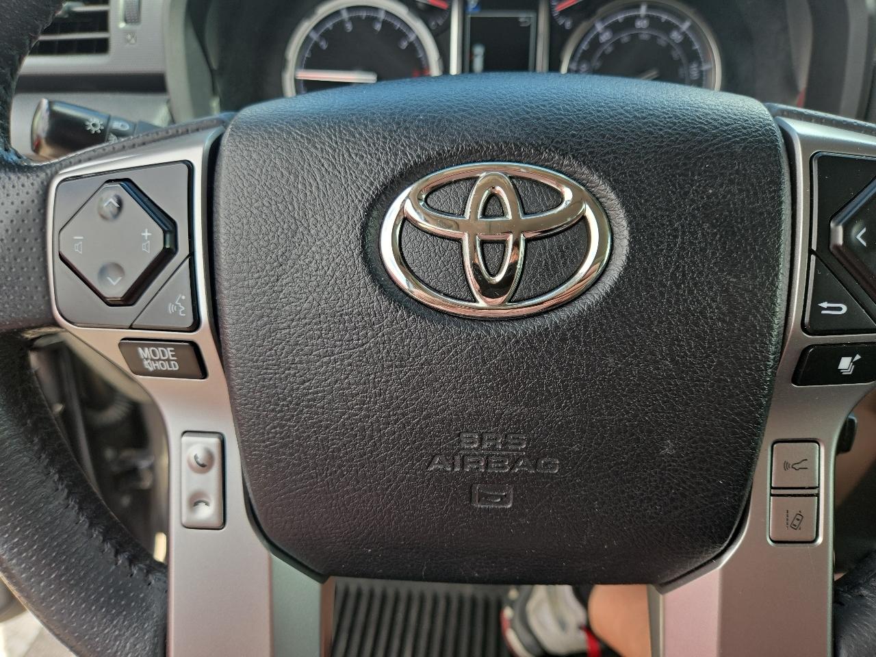 Toyota 4Runner Limited 4WD (Natl) 2021