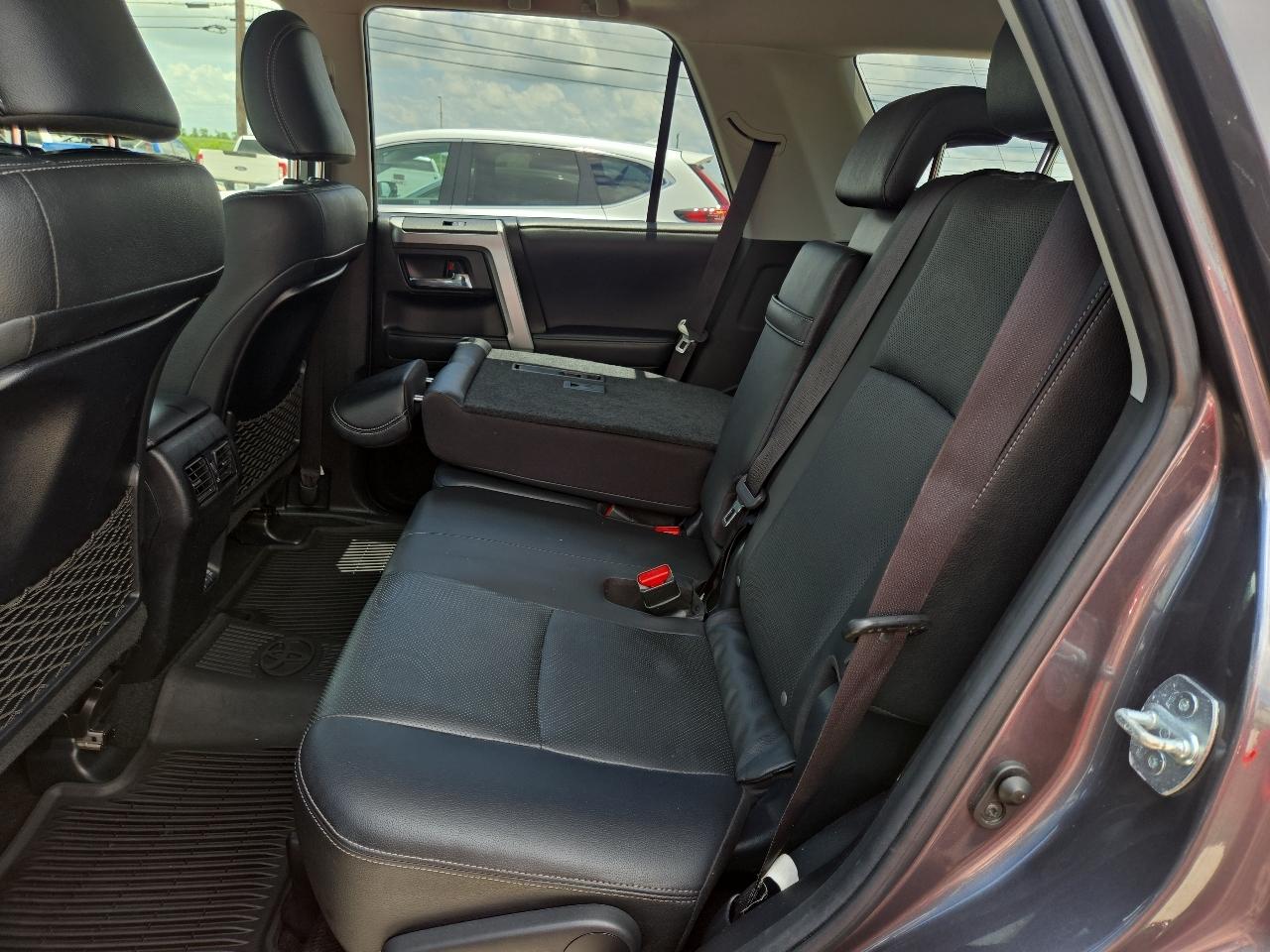 Toyota 4Runner Limited 4WD (Natl) 2021
