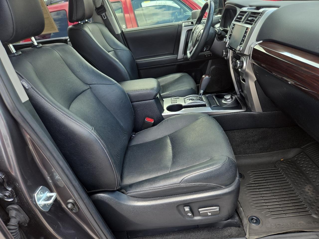Toyota 4Runner Limited 4WD (Natl) 2021