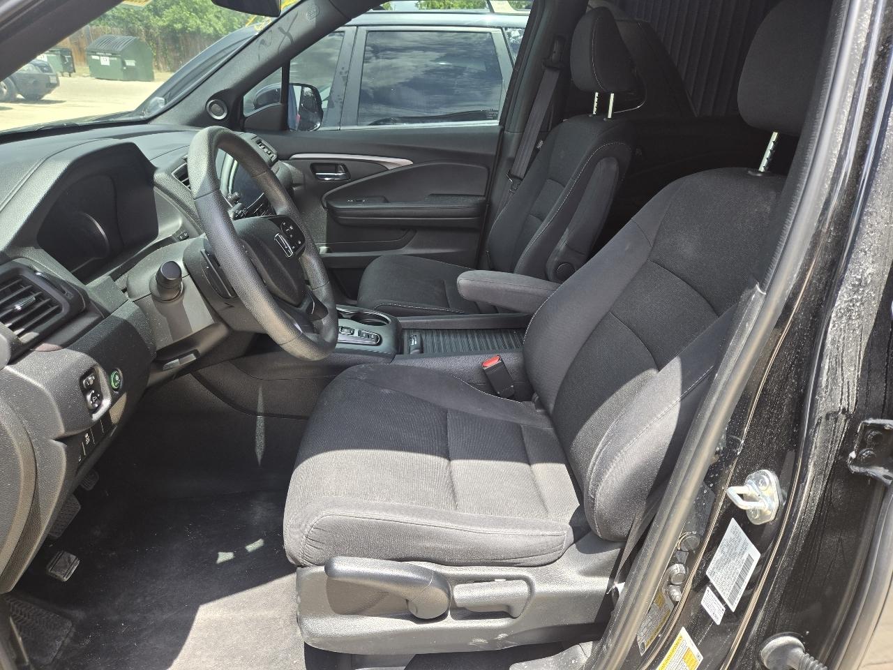 View vehicle photo 5