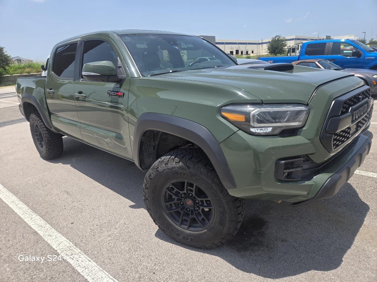 Toyota Tacoma 4WD TRD Off Road Double Cab 5' Bed V6 MT (Natl) 2020