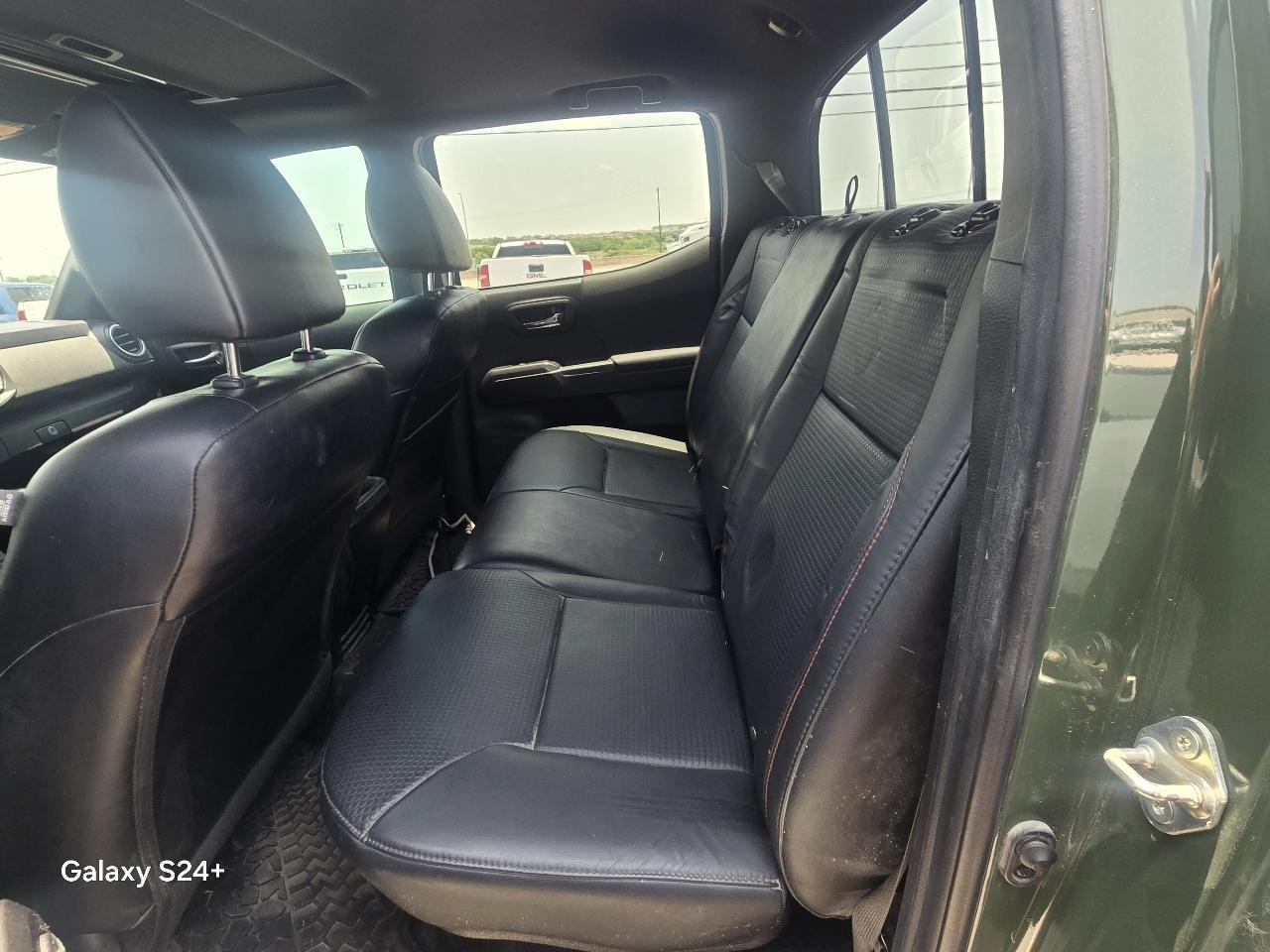 Toyota Tacoma 4WD TRD Off Road Double Cab 5' Bed V6 MT (Natl) 2020