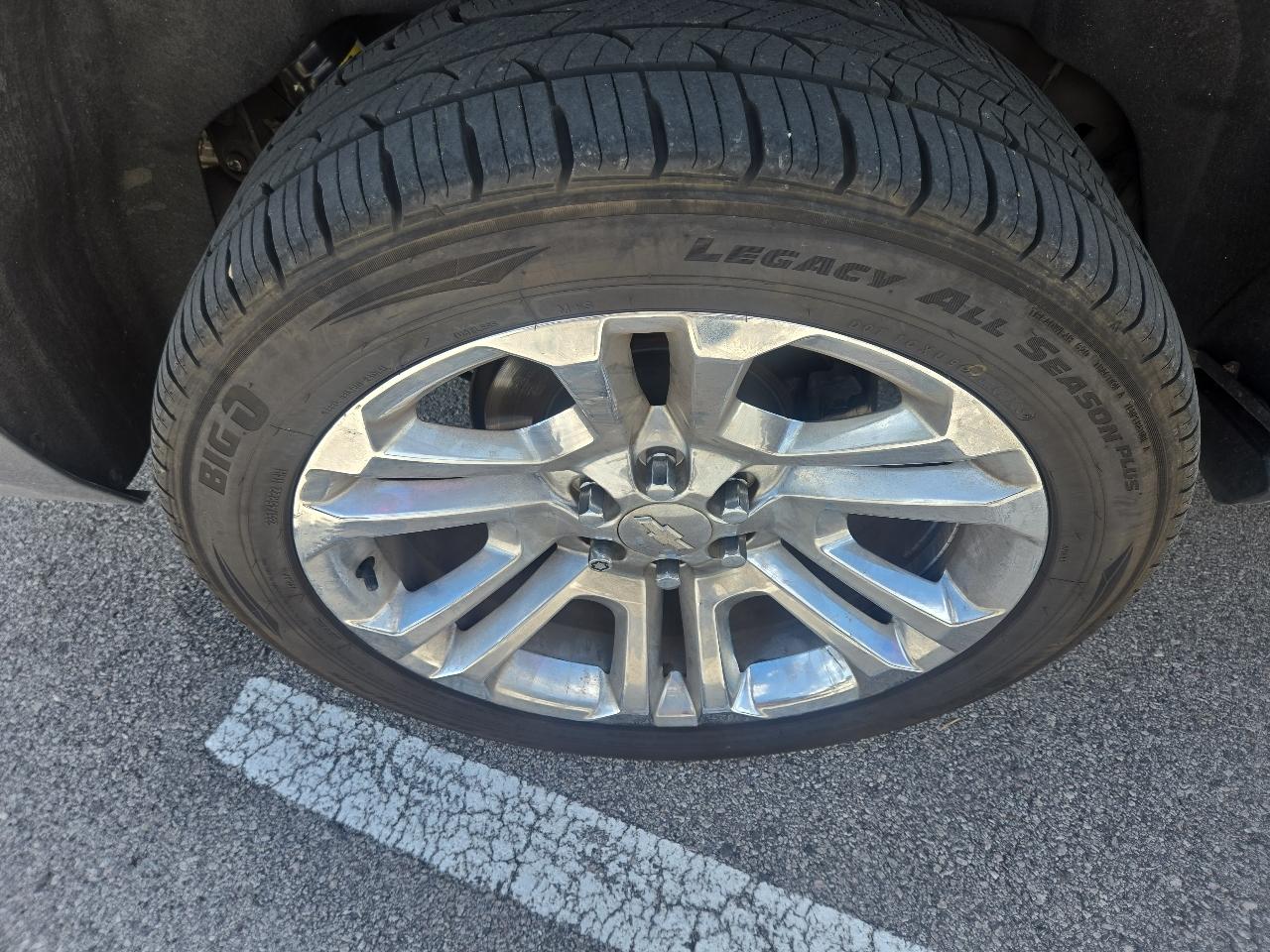 Chevrolet Suburban 4WD 4dr 1500 Premier 2019