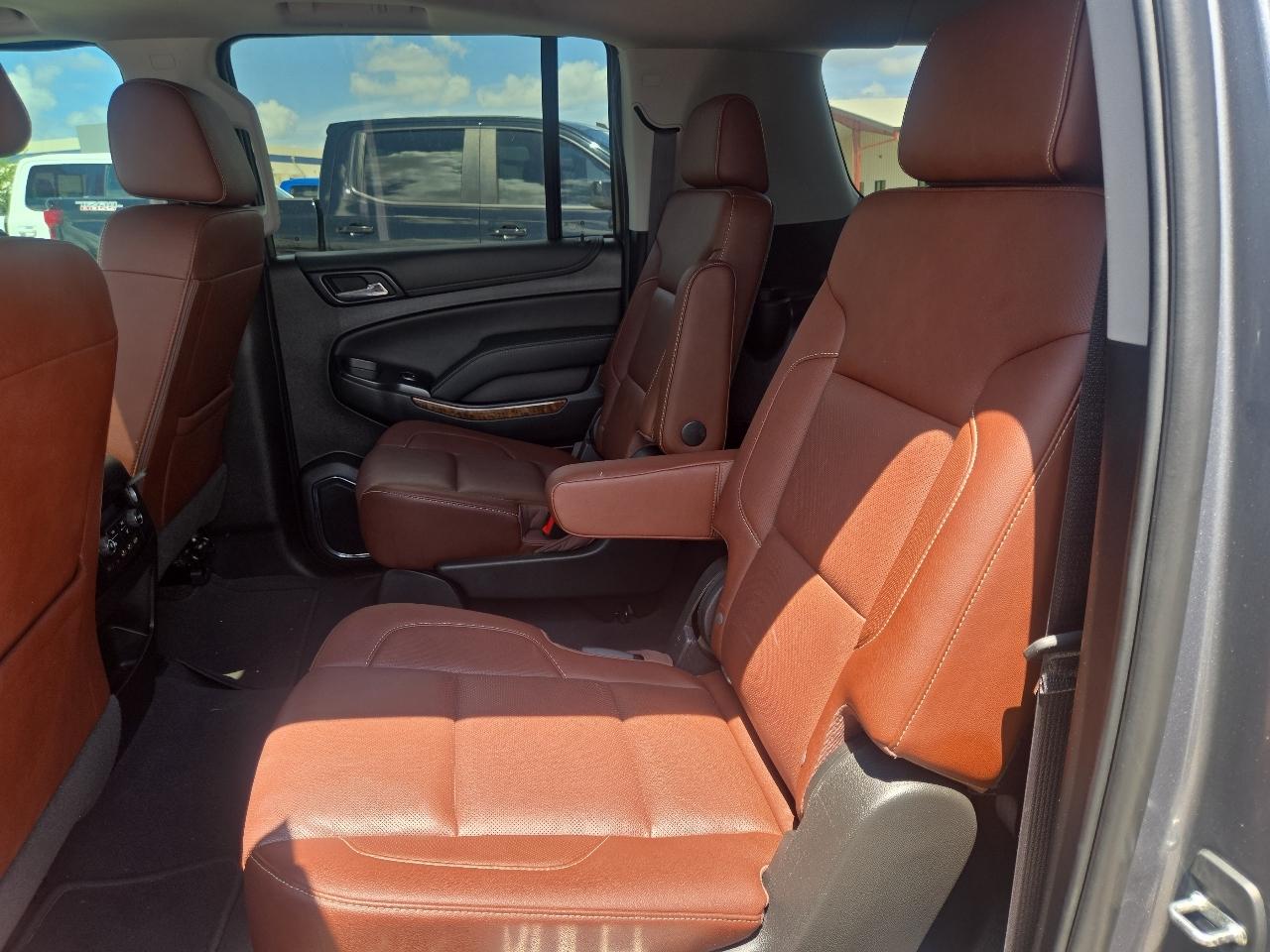 Chevrolet Suburban 4WD 4dr 1500 Premier 2019