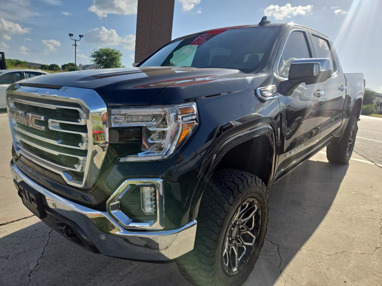 GMC Sierra 1500 4WD Crew Cab 147" SLT 2021