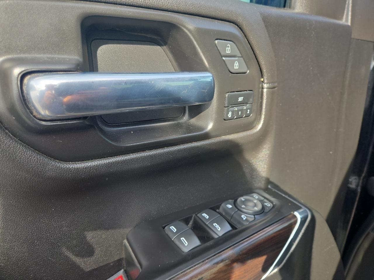 GMC Sierra 1500 4WD Crew Cab 147" SLT 2021
