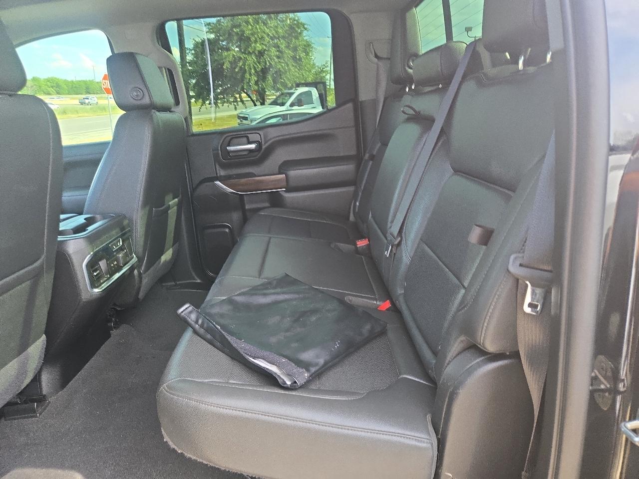 GMC Sierra 1500 4WD Crew Cab 147" SLT 2021