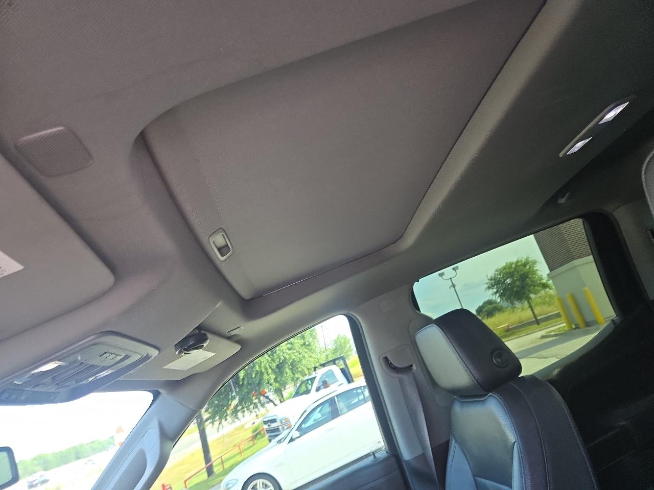 GMC Sierra 1500 4WD Crew Cab 147" SLT 2021