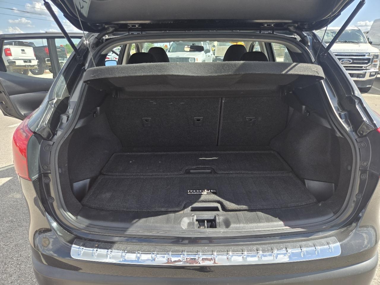 Nissan Rogue Sport AWD SV 2018