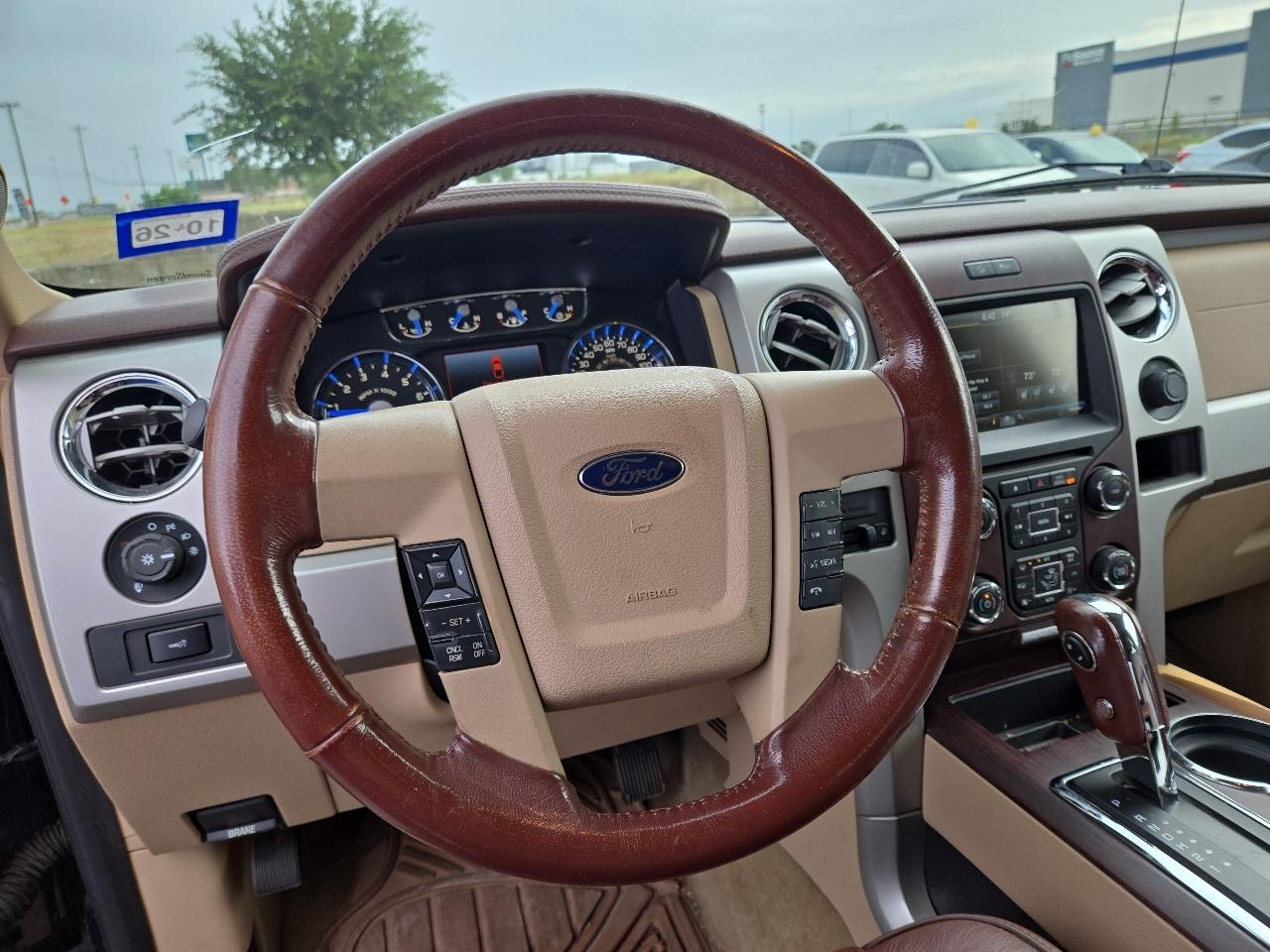 Ford F-150 4WD SuperCrew 145" King Ranch 2014