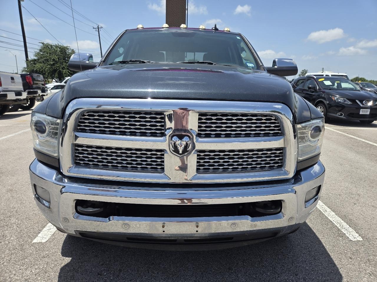 RAM 3500 Laramie 4x4 Crew Cab 6'4" Box 2018