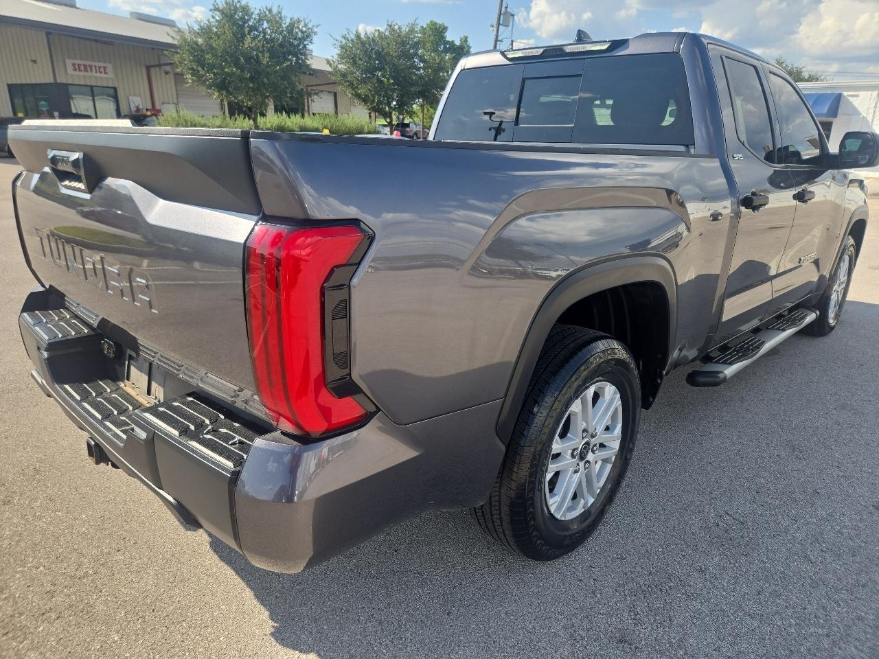 Toyota Tundra 2WD SR5 Double Cab 6.5' Bed (Natl) 2023