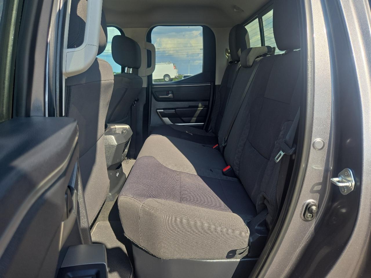 Toyota Tundra 2WD SR5 Double Cab 6.5' Bed (Natl) 2023