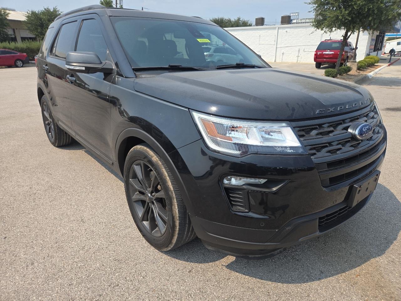 Ford Explorer 4dr XLT 2019