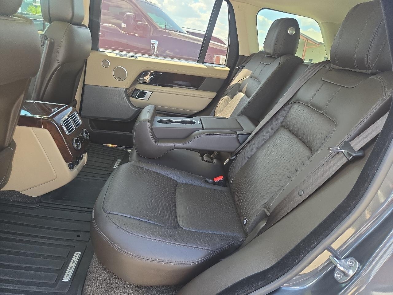 Land Rover Range Rover V8 Supercharged LWB 2019