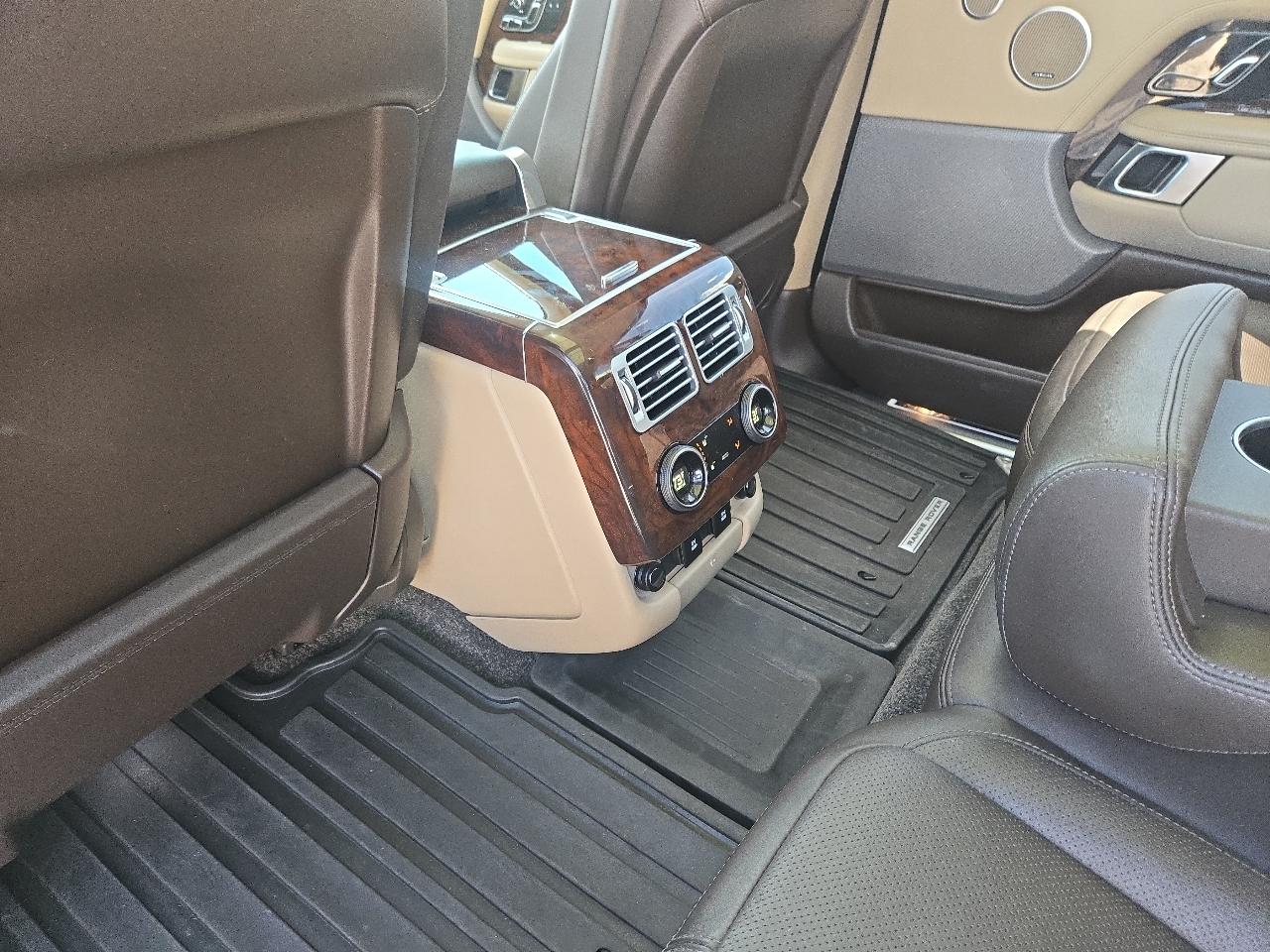 Land Rover Range Rover V8 Supercharged LWB 2019