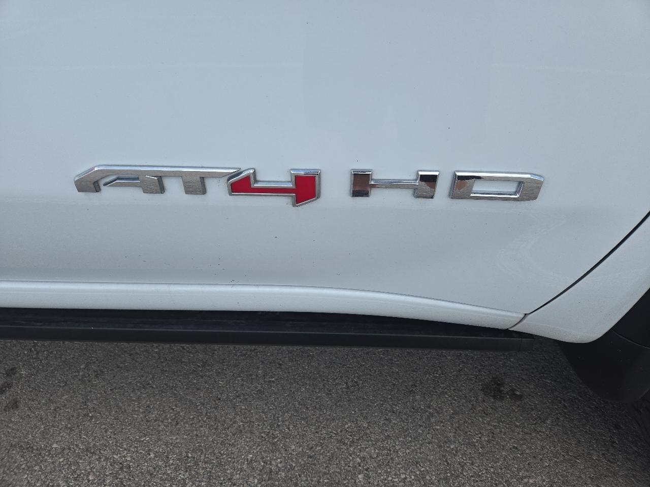 GMC Sierra 2500HD 4WD Crew Cab 159" AT4 2022