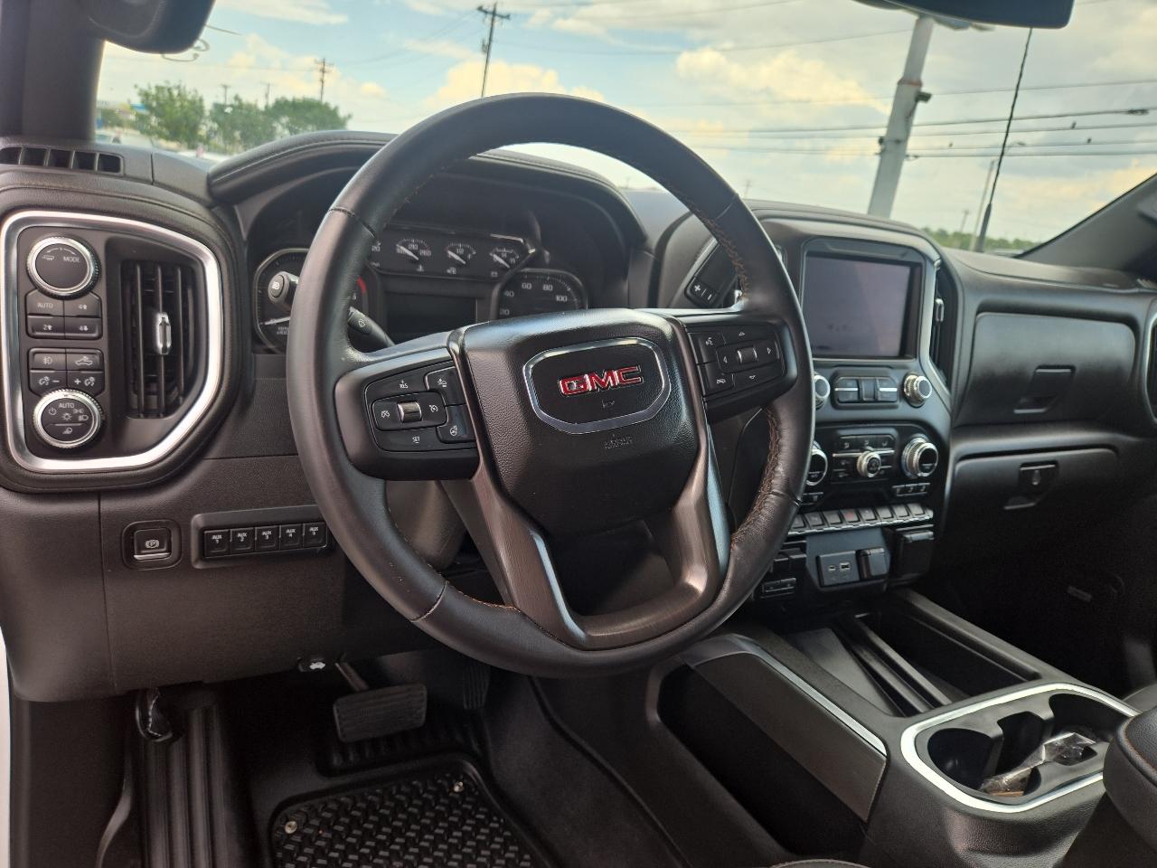 GMC Sierra 2500HD 4WD Crew Cab 159" AT4 2022