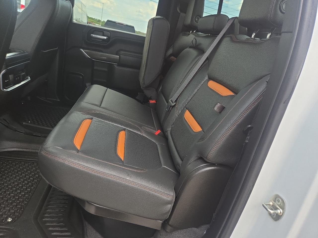 GMC Sierra 2500HD 4WD Crew Cab 159" AT4 2022