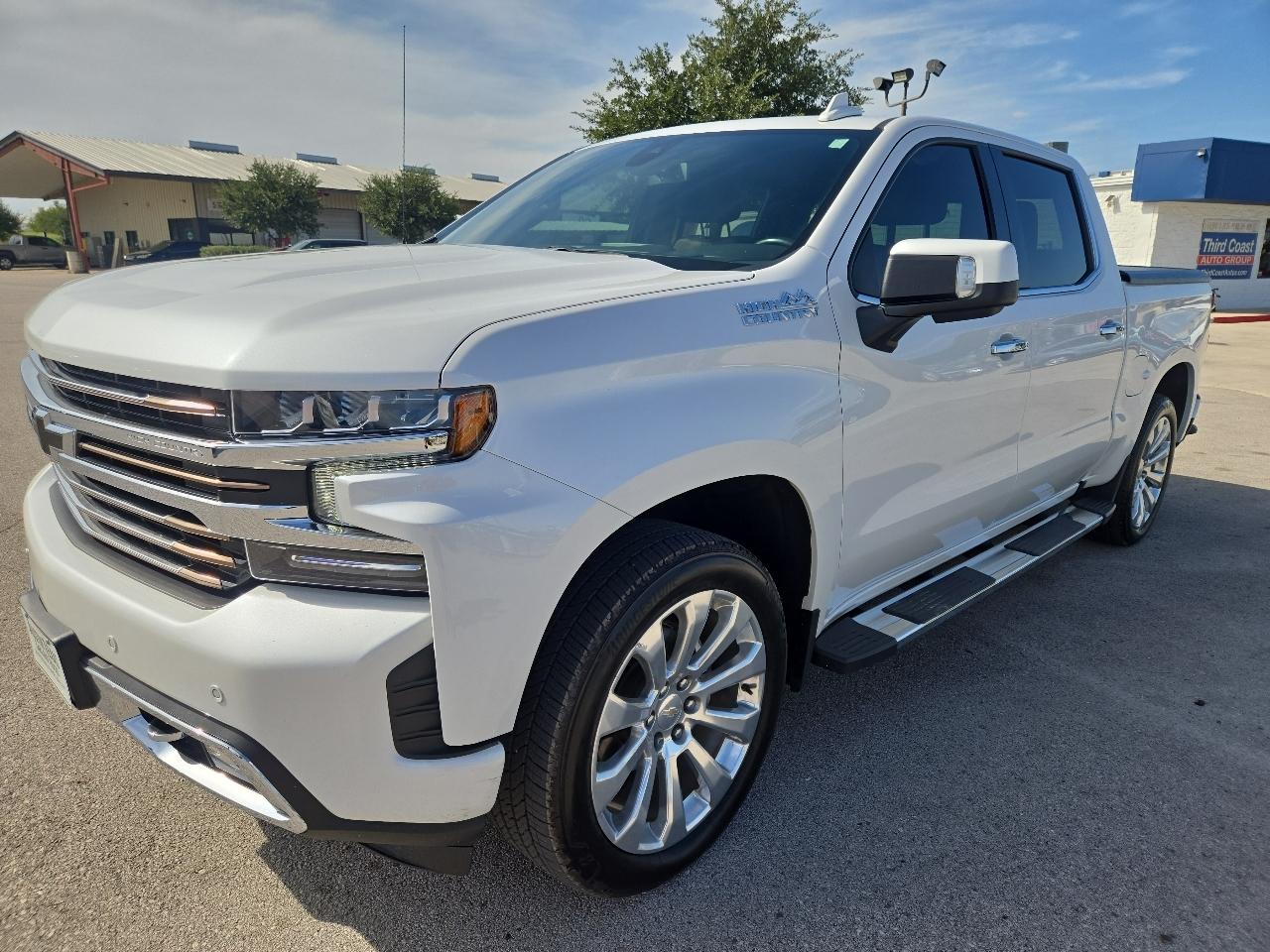 Chevrolet Silverado 1500 LTD 4WD Crew Cab 147" High Country 2022