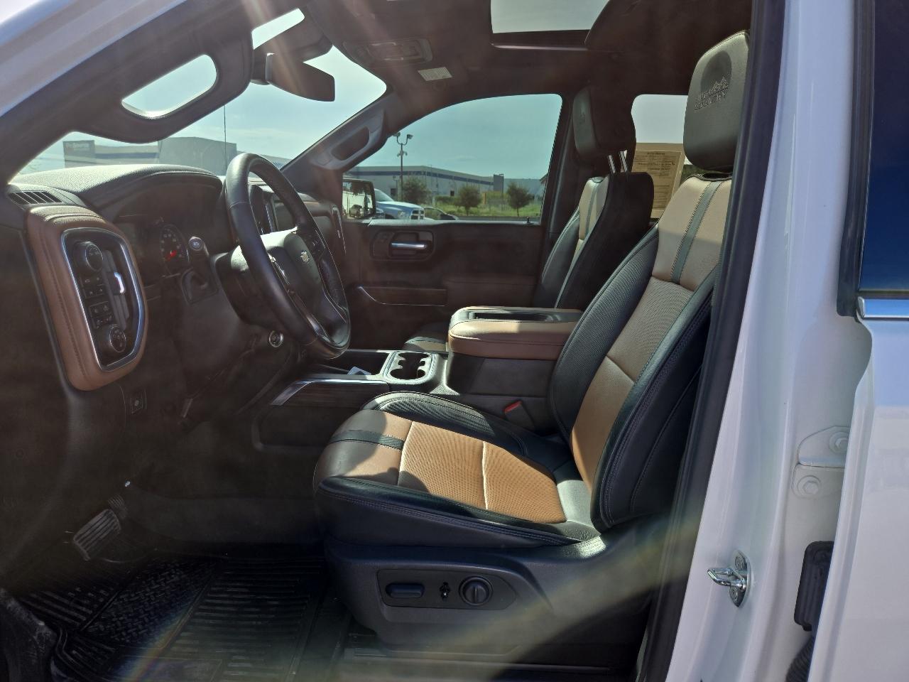 Chevrolet Silverado 1500 LTD 4WD Crew Cab 147" High Country 2022